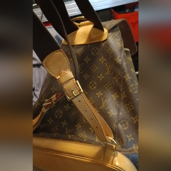 Louis Vutton Backpack - Picture 3 of 3